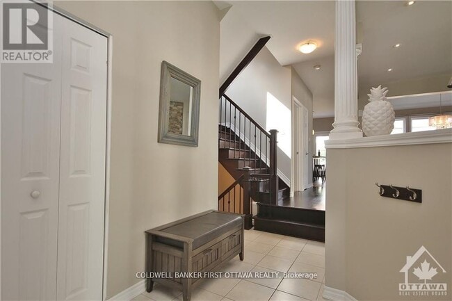 Building Photo - 505 Bretby Crescent