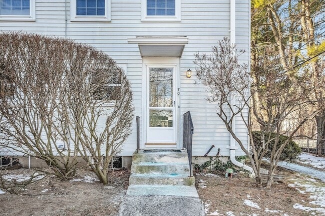 Building Photo - 70 Spruce St