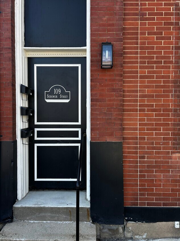 Foto principal - 109 Sedgwick St