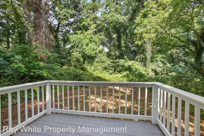 Foto del edificio - 3 br, 2 bath House - 1471 Almont Drive SW