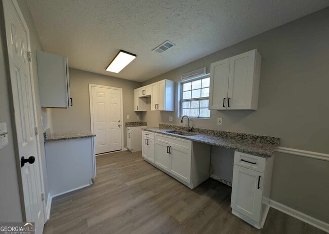 Building Photo - 136 Tuscany Ln