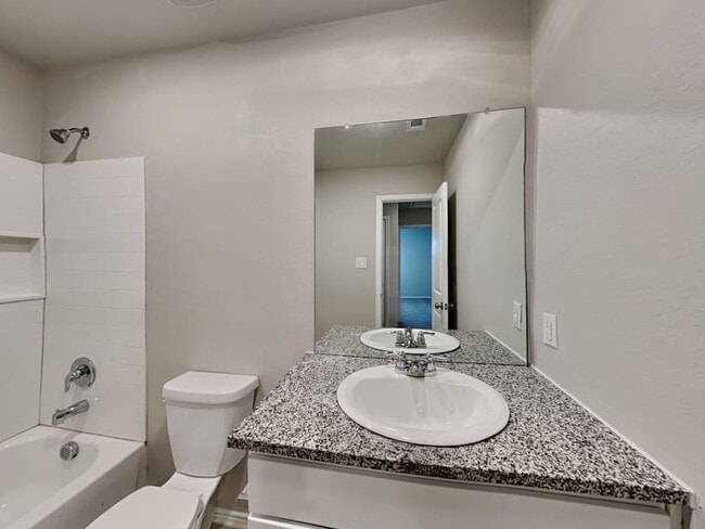 Foto del edificio - 7343 Cultivator Way