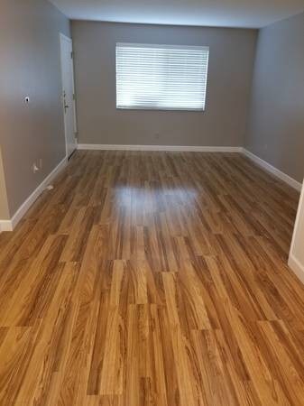 Foto principal - 7814 Sunray Ln