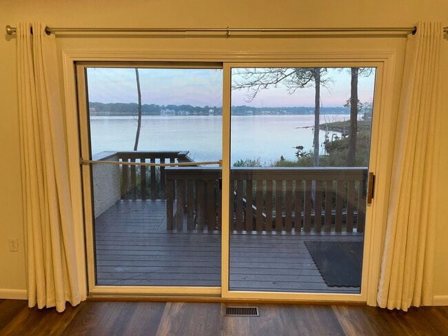 Foto del edificio - 30 Marina Cove Dr