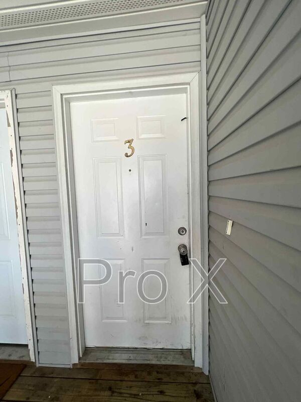 Foto del edificio - 2216 E 8th St