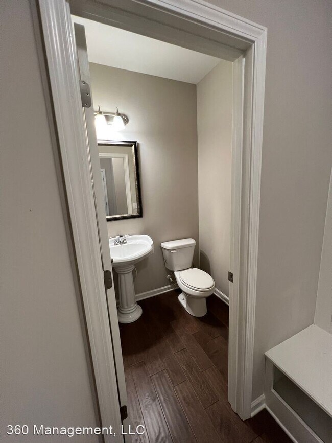 Building Photo - 4 br, 2.5 bath House - 2650 Anderson Ct