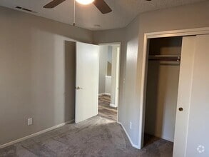 Building Photo - 9950 N Canyon Creek Ln