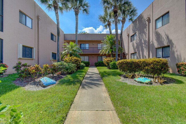 Building Photo - 15054 Ashland Way