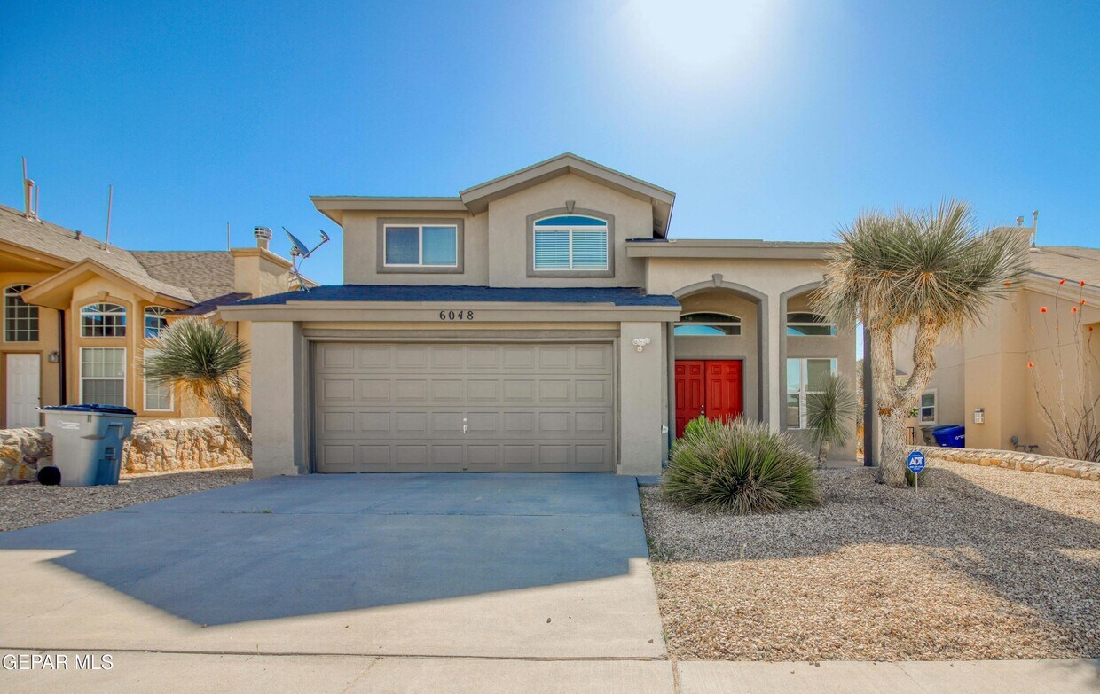 Foto principal - 6048 Palmdale St