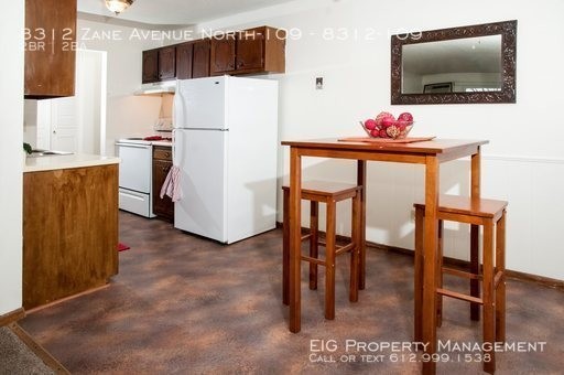 Foto del edificio - 8312 Zane Ave N