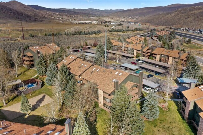 Building Photo - 6861 N 2200 W