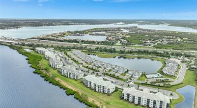 Building Photo - 1010 Tidewater Shores Loop