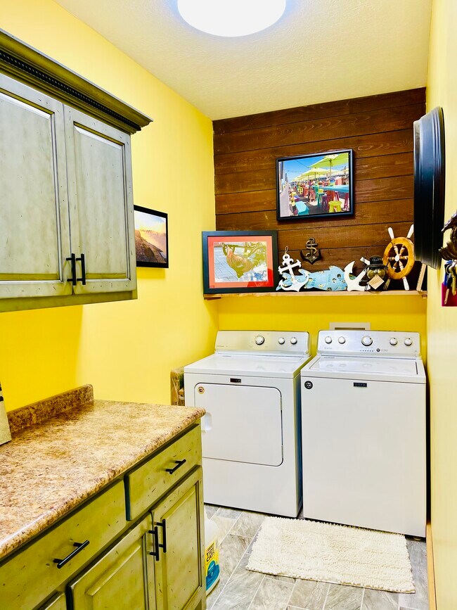 Laundry Room - 1964 Catfish Ln