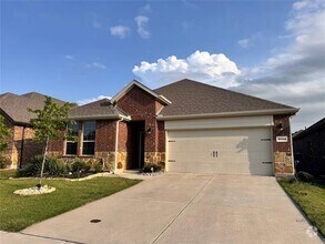 Building Photo - 3933 Sidney Ln