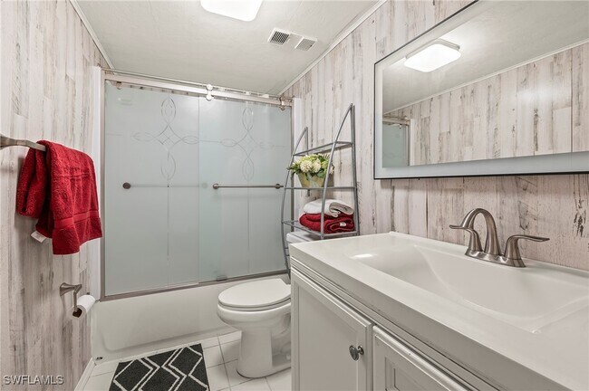 Building Photo - 4021 Ice Castle Way