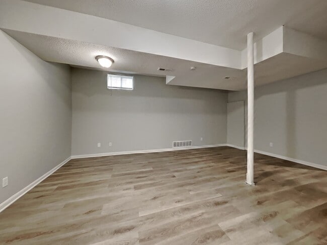 Building Photo - 4219 Woodland Ave