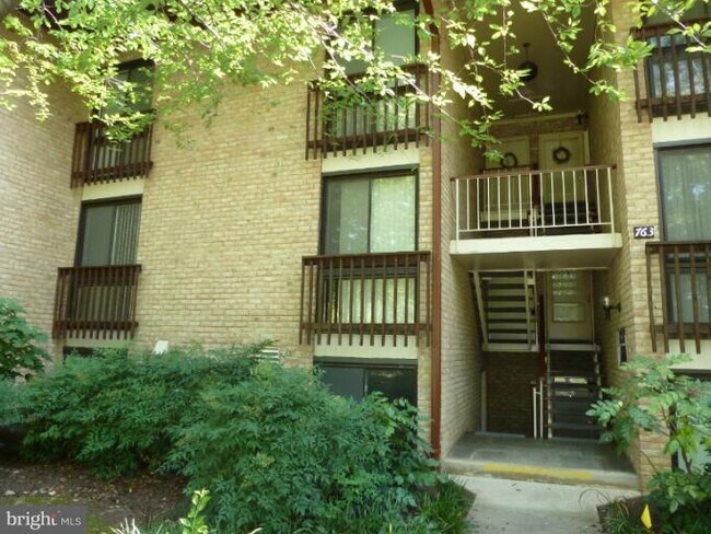 Foto del edificio - 763C Fairview Ave