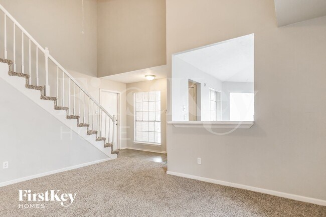 Foto del edificio - 3815 Derbyhall Dr
