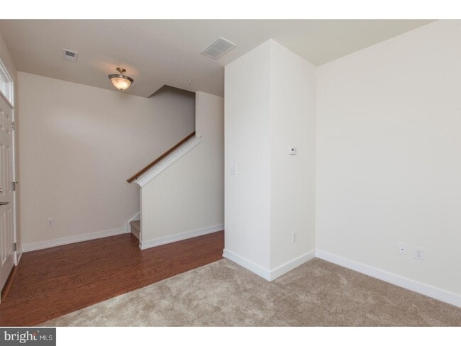 Building Photo - 108 Konefal St
