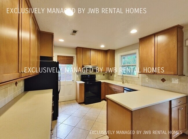 Building Photo - 4529 Charles Bennett Dr