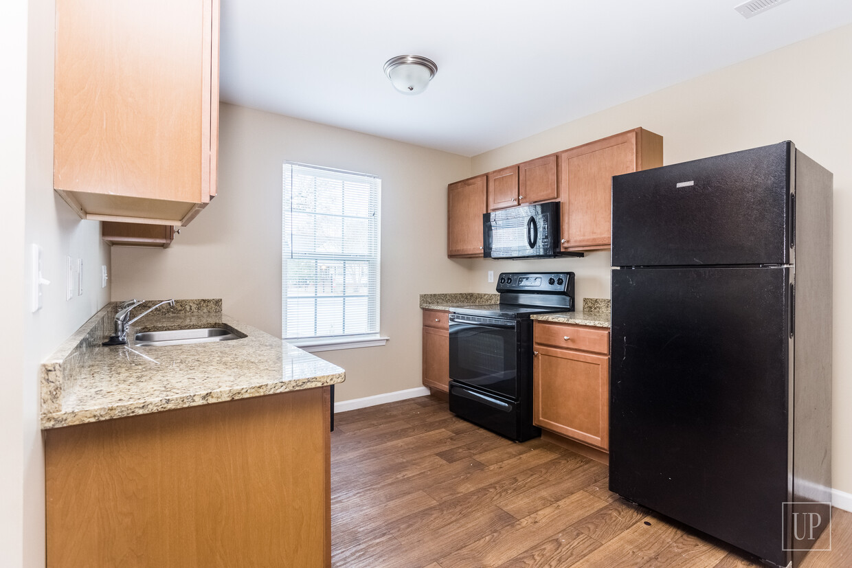 Primary Photo - 275 Dobson Rd