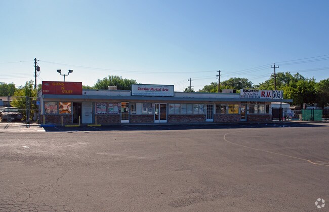 Building Photo - 5050 Roseville Rd