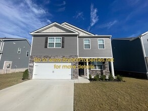 Building Photo - 1531 Rosewood Dr