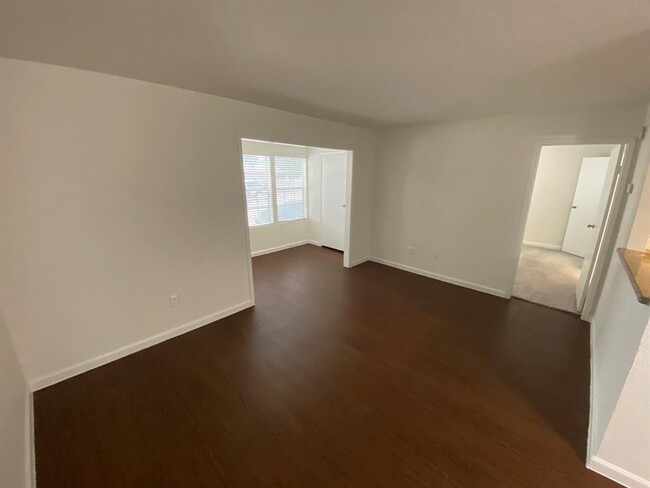 Building Photo - 12902 Brant Rock Dr