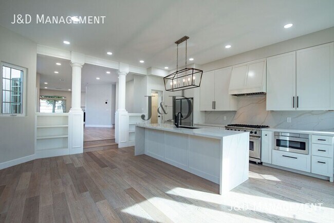 Foto del edificio - 105 S Ditmar St