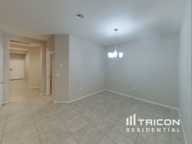 Foto del edificio - 28721 Gypsum Dr