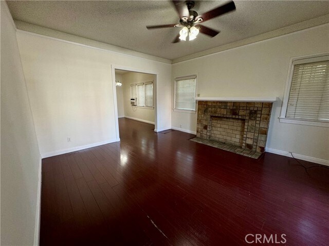 Foto del edificio - 641 N Plymouth Blvd