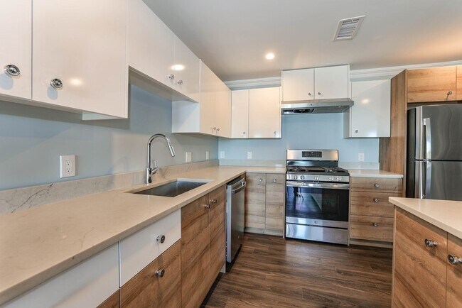 Foto del edificio - 760 Legacy Pl