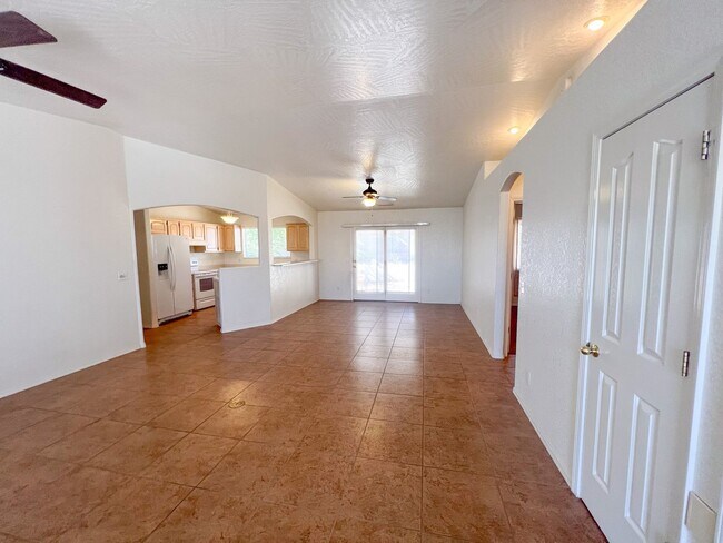 Building Photo - HOUSE - COTTONWOOD- SILVER SPRINGS GARDEN