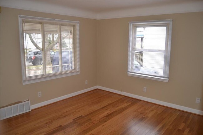 Foto del edificio - 5132 Niagara St