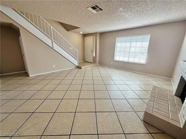 Foto del edificio - 6712 Reggie Cir