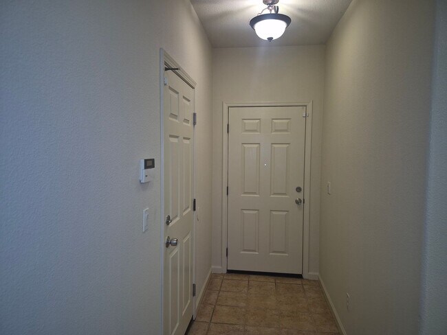 Foto del edificio - 2176 Catherwood Way