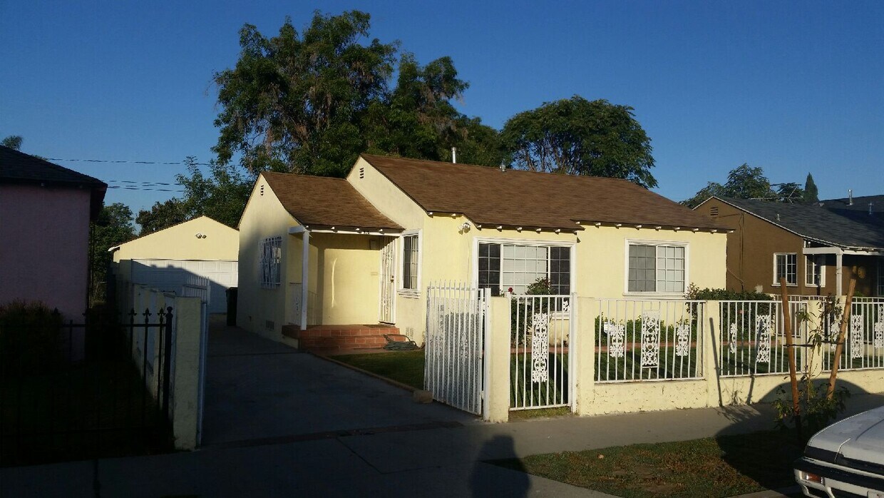 315 N Locust Ave, Compton, CA 90221 House for Rent in Compton, CA