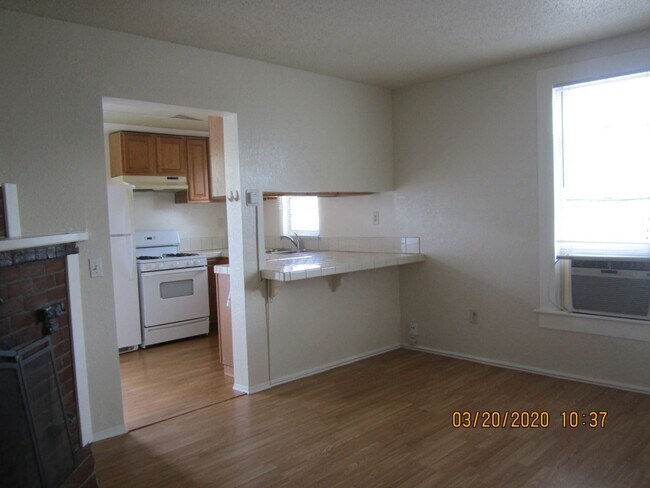 Foto del edificio - 4459 Orange Grove Ave