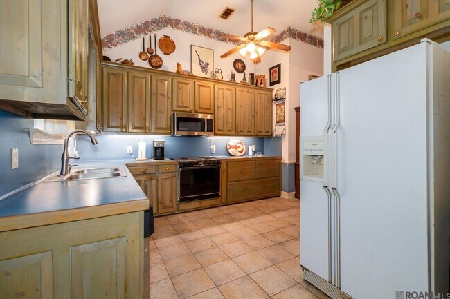Foto del edificio - 11918 Spring Meadow Dr