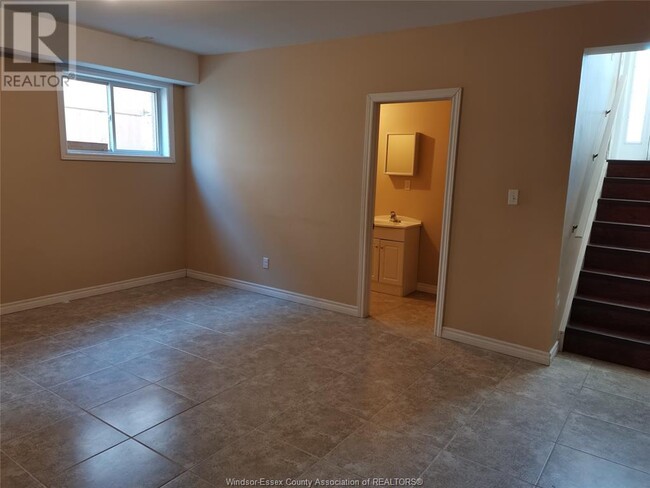 Building Photo - 3240 Northway Ave