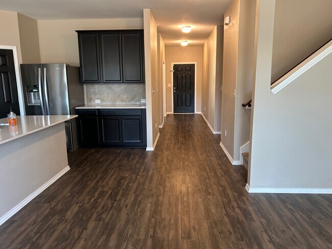 Foto del edificio - 2363 Timberland Country Dr