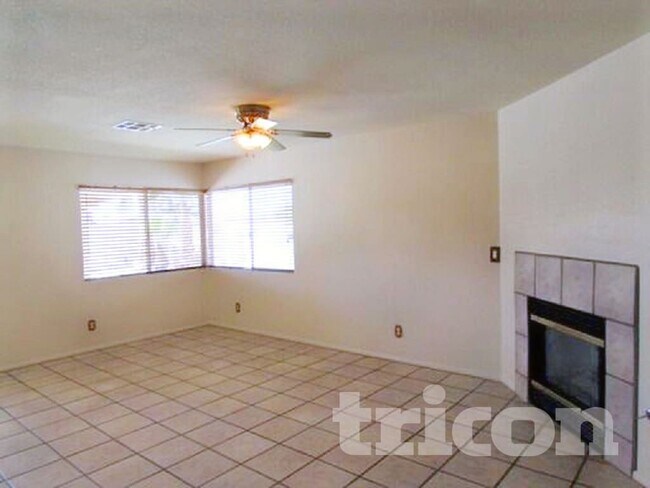 Foto del edificio - 2881 Deep Creek Ln