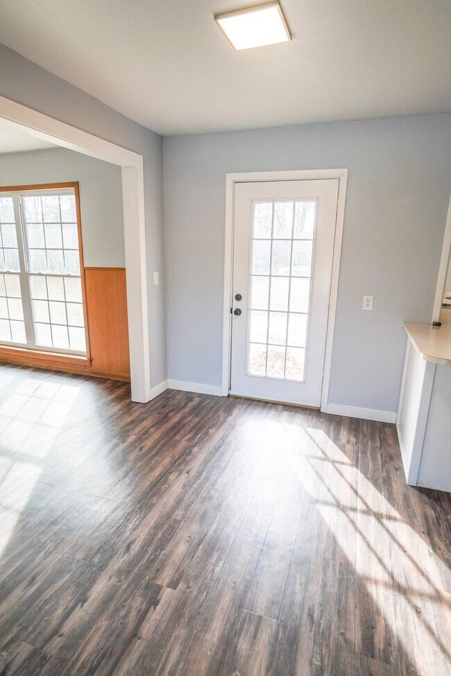 Building Photo - Must see 3 bed, 2 bath home near the University of Oklahoma campus.