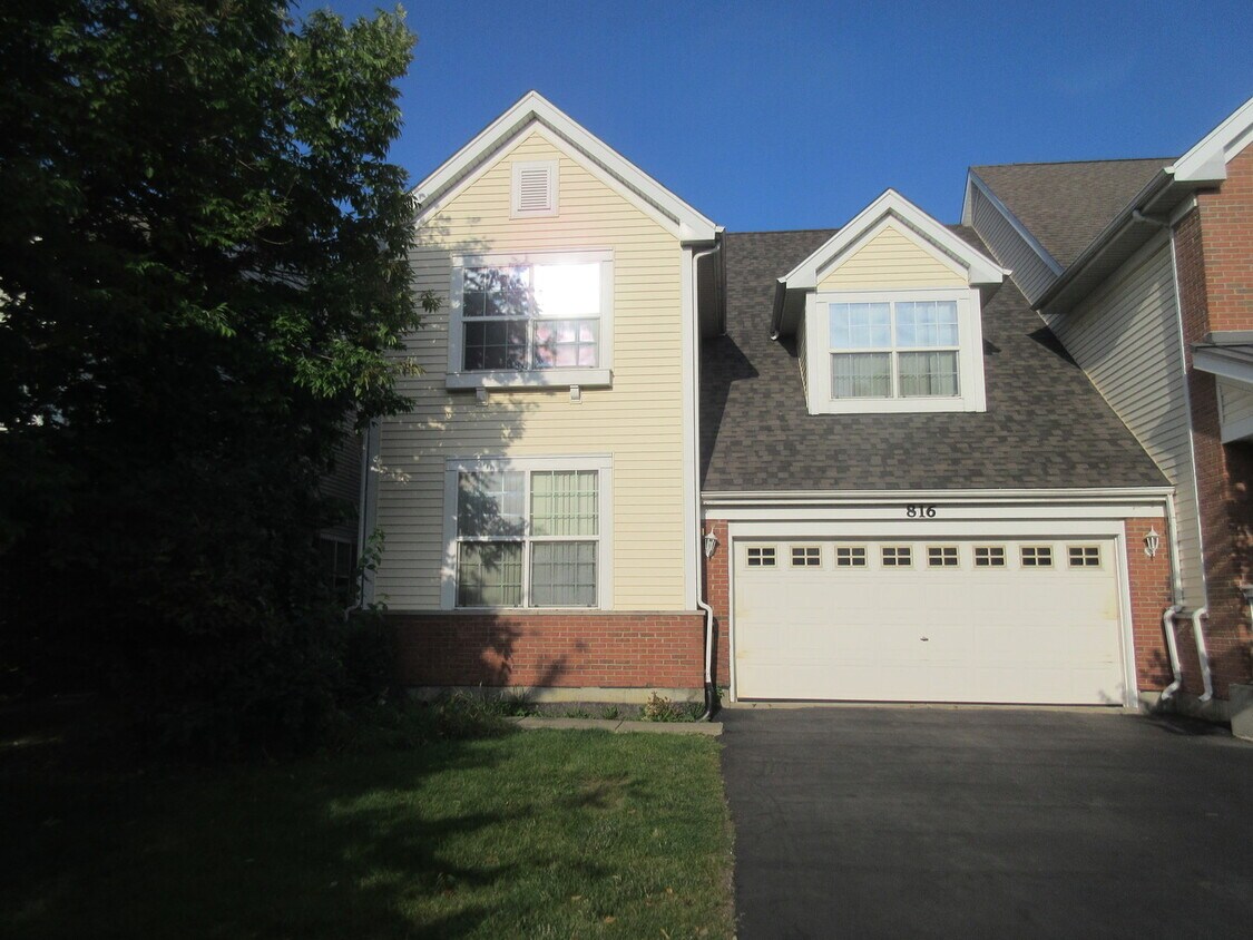 816 Linden Cir, Hoffman Estates, IL 60169 Townhome Rentals in Hoffman