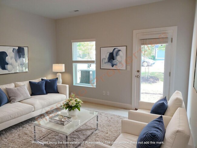 Building Photo - 718 Rosefield Dr