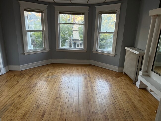Building Photo - 428 Hudson Ave