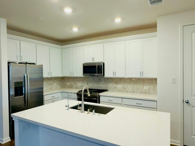 Foto del edificio - 113 Anejo Blf Ct