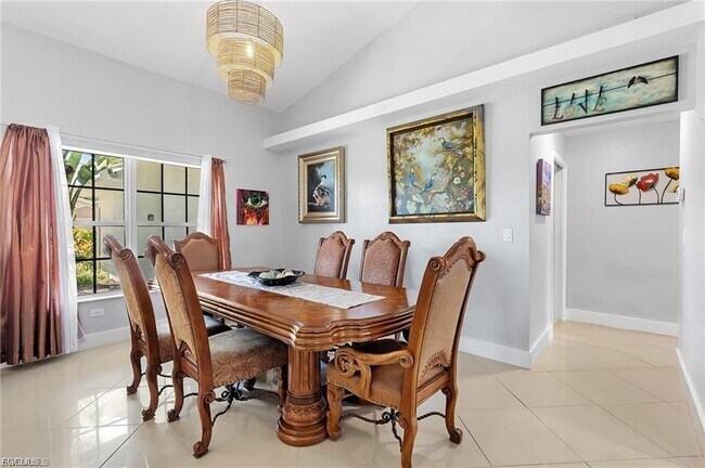 Foto del edificio - 2101 SW 29th Terrace