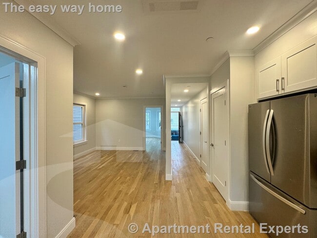 Photo - 35 Gore St Apartment