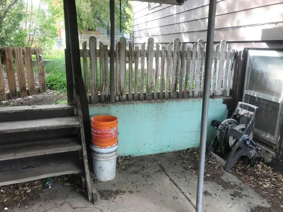 Foto principal - 732 Rugby St